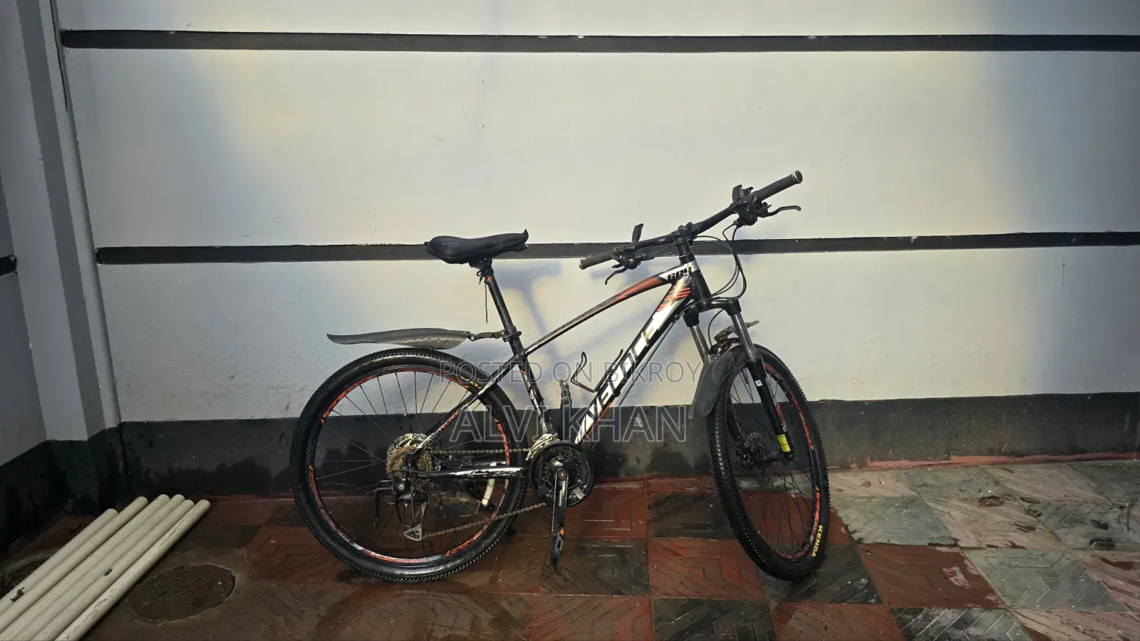 Veloce 604 Oil Brake Aluminum Alloy Body Bicycle