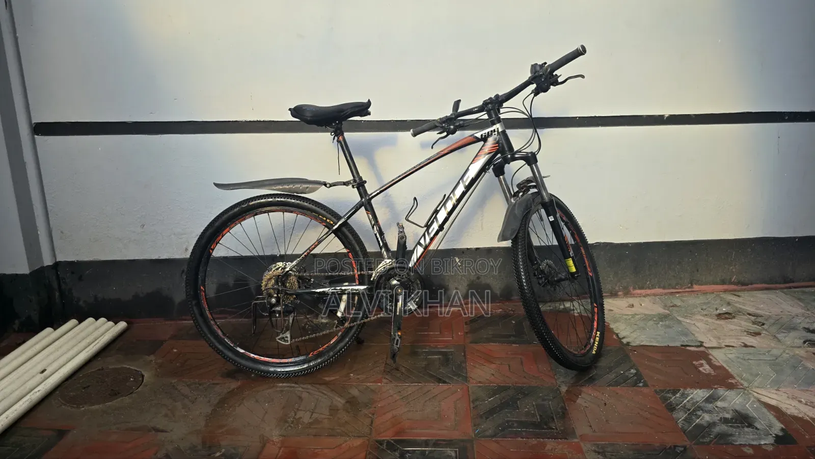 Veloce 604 Oil Brake Aluminum Alloy Body Bicycle