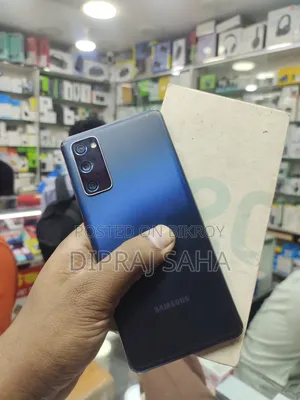স্যামসাং গ্যালাক্সি এস২০ এফই ১২৮ জিবি নীল