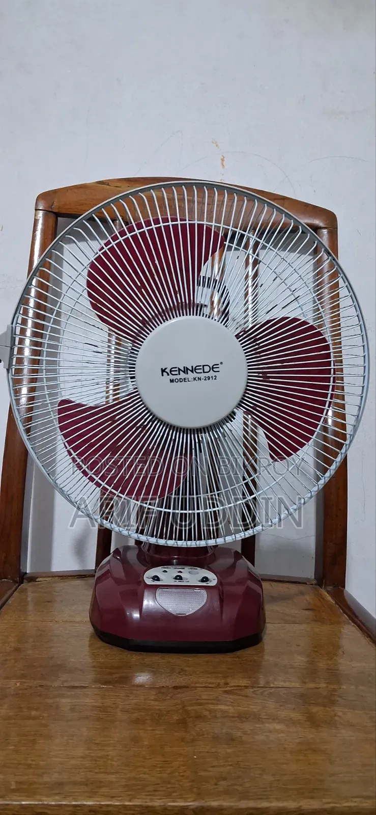 রিচার্জেবল ফ্যান কেনেডি