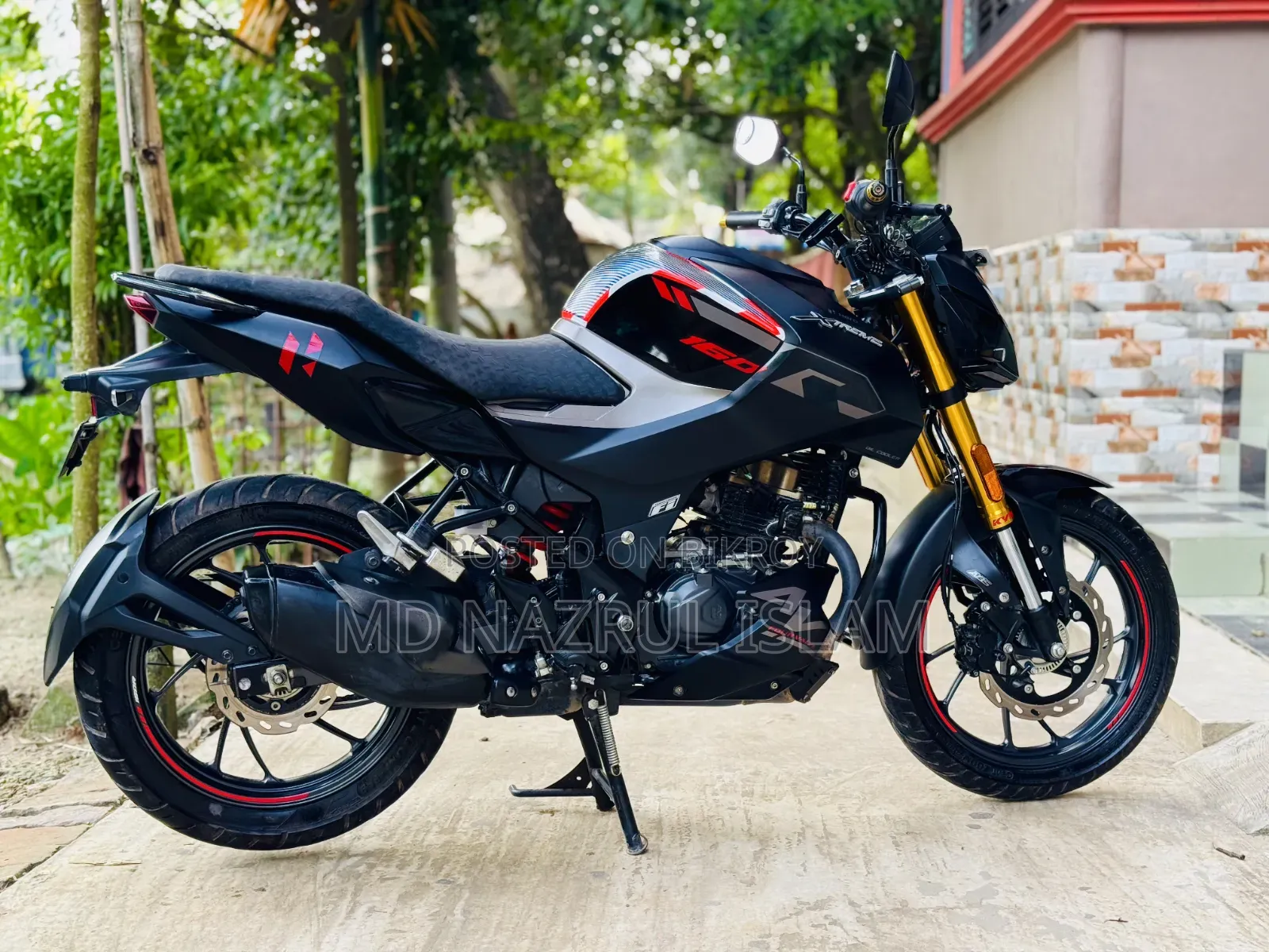 Hero Xtreme 160R 2025 Black