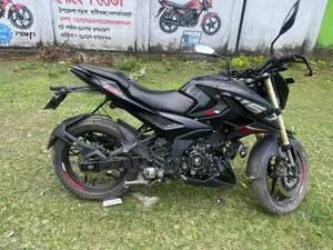 বাজাজ পালসার এন১৬০ ২০২৬ কালো