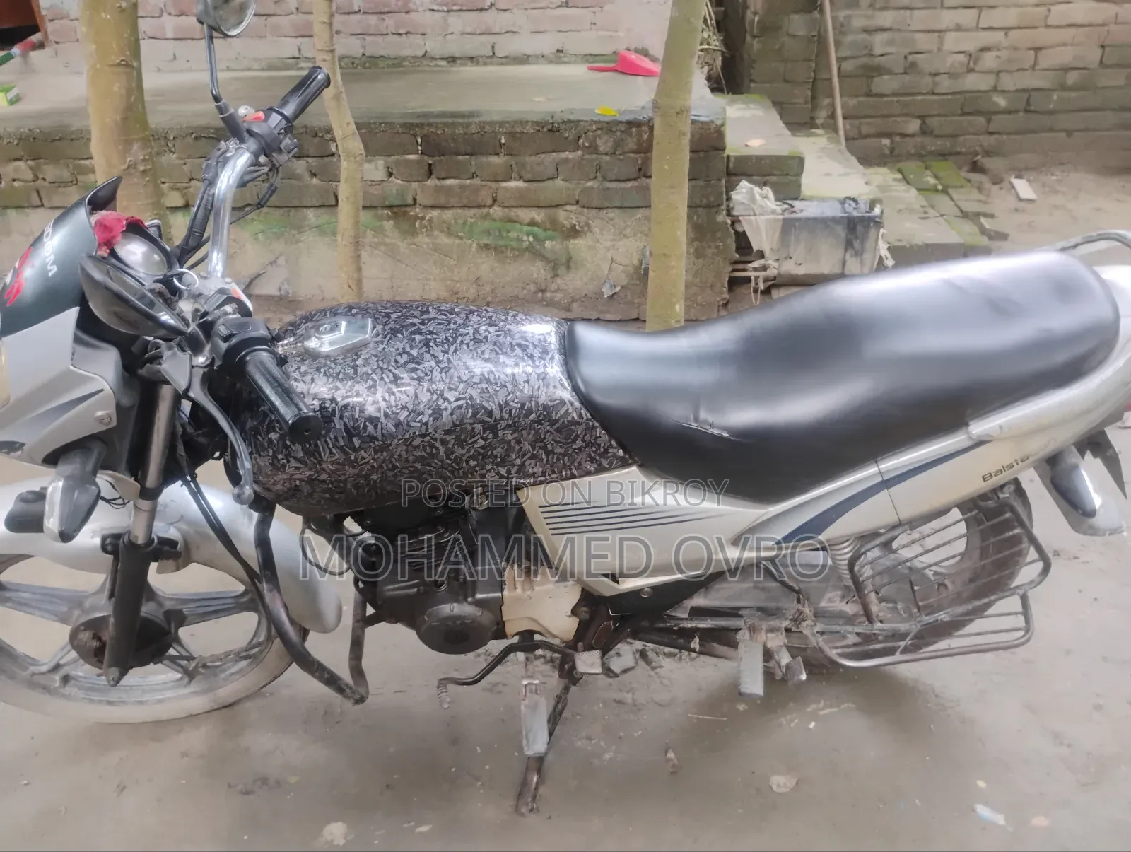 Bajaj Freedom 2012 White
