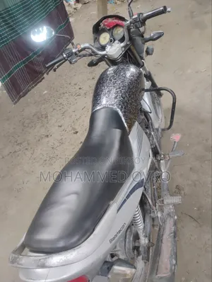 Bajaj Freedom 2012 White
