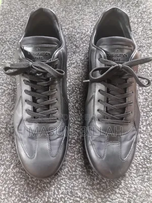 Louis Vuitton Men's Sneaker