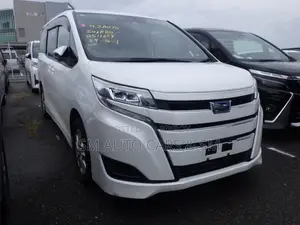Toyota Noah 2021 Pearl