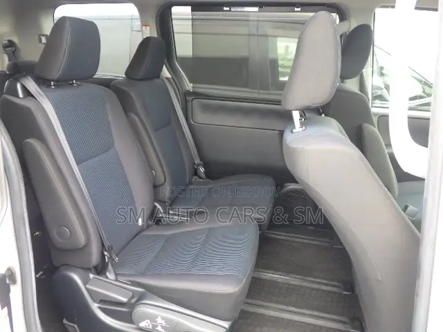 Toyota Noah 2021 Pearl
