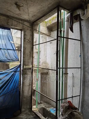 লোহার বাউন্ডারি নেট।