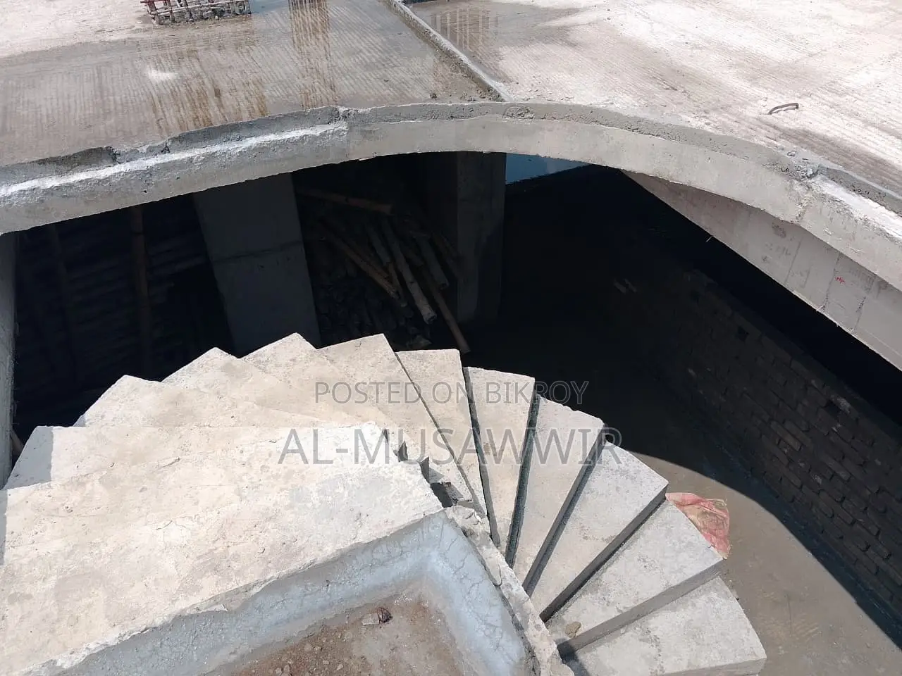 আল-মুসাউইর, উত্তরা-এ ৩ বেডরুমের অ্যাপার্টমেন্ট বিক্রয়
