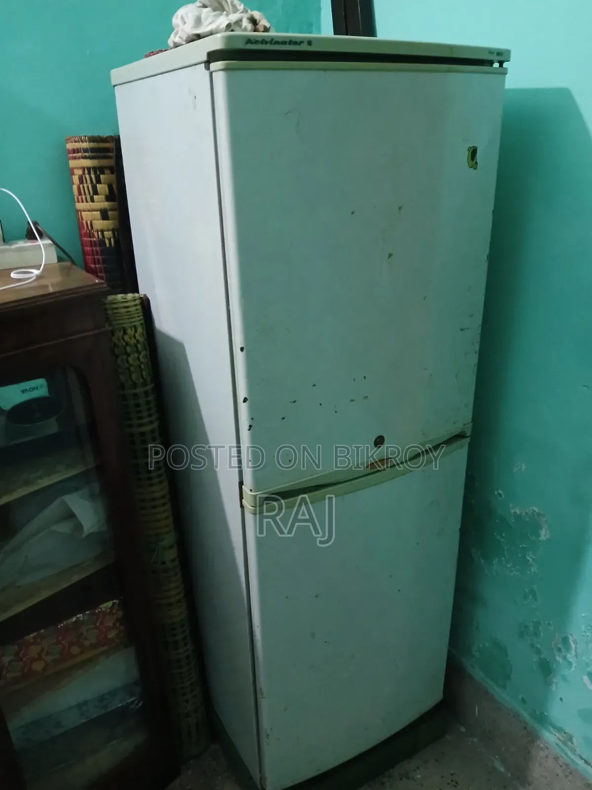 যারা নিতে চান, কন্টাক্ট করেন নাম্বার এ