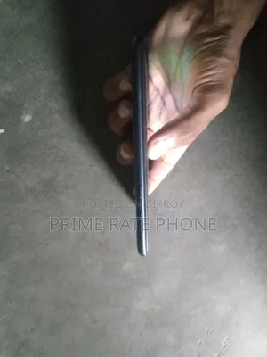 Samsung Galaxy M20 32 GB Black