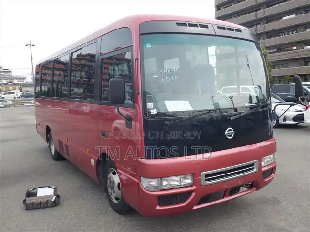 Nissan Civilian 2021 Red