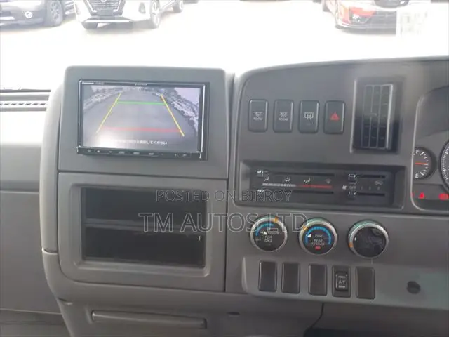 Nissan Civilian 2021 Red