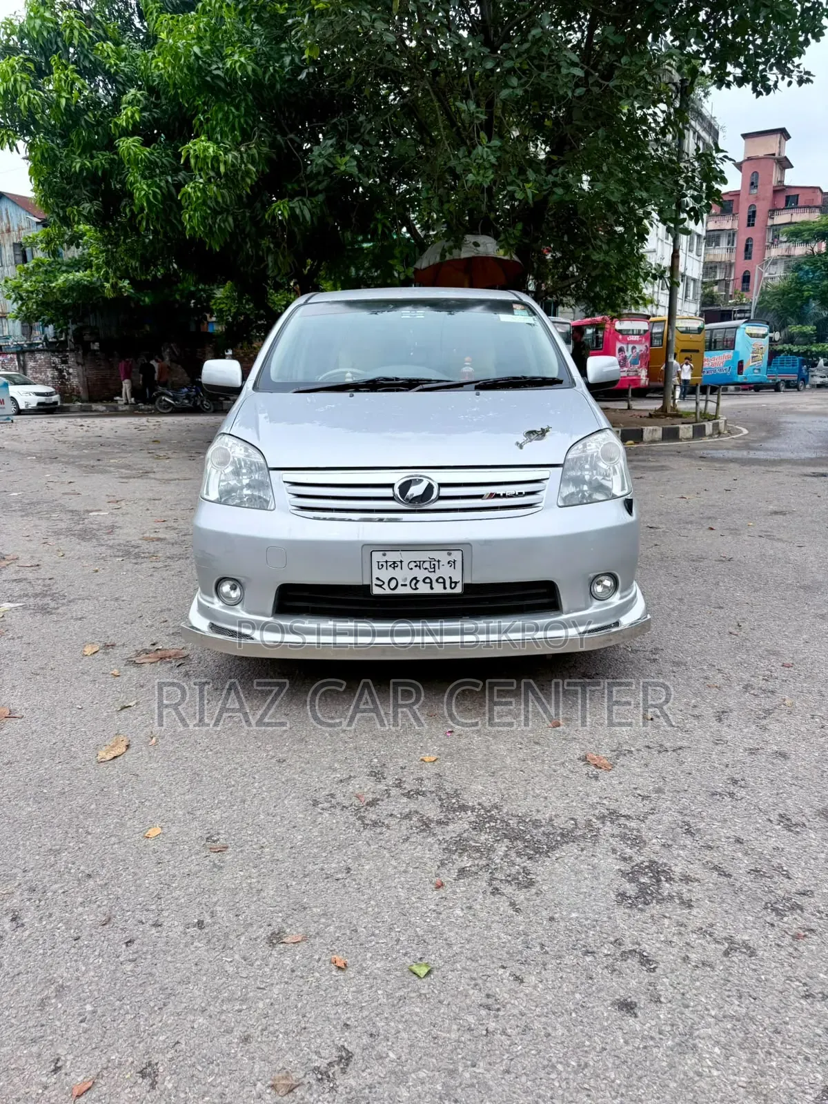 Toyota Raum 2009 Silver