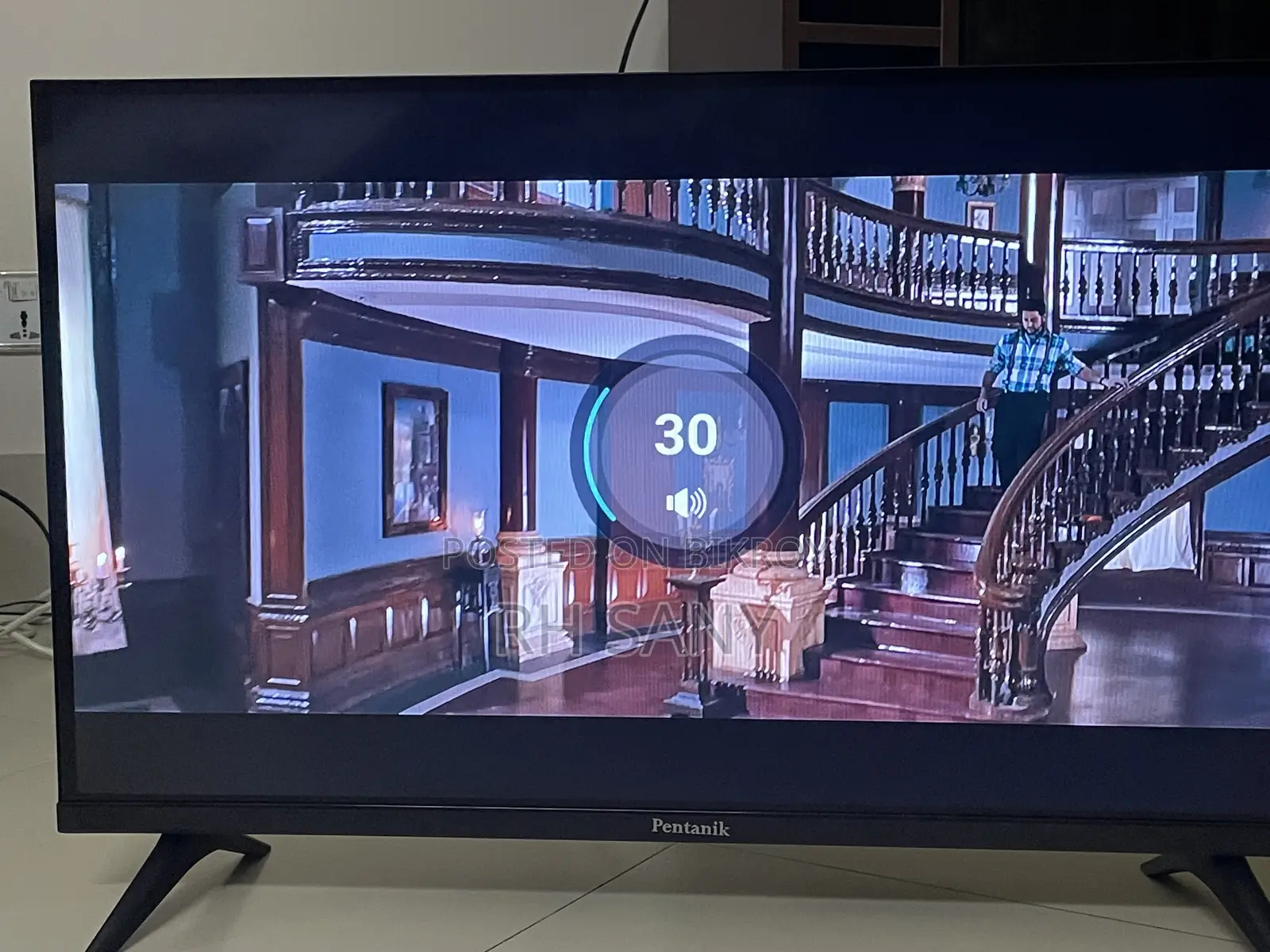 Pentanik Brand 1 Year Warranty 32' SMART TV