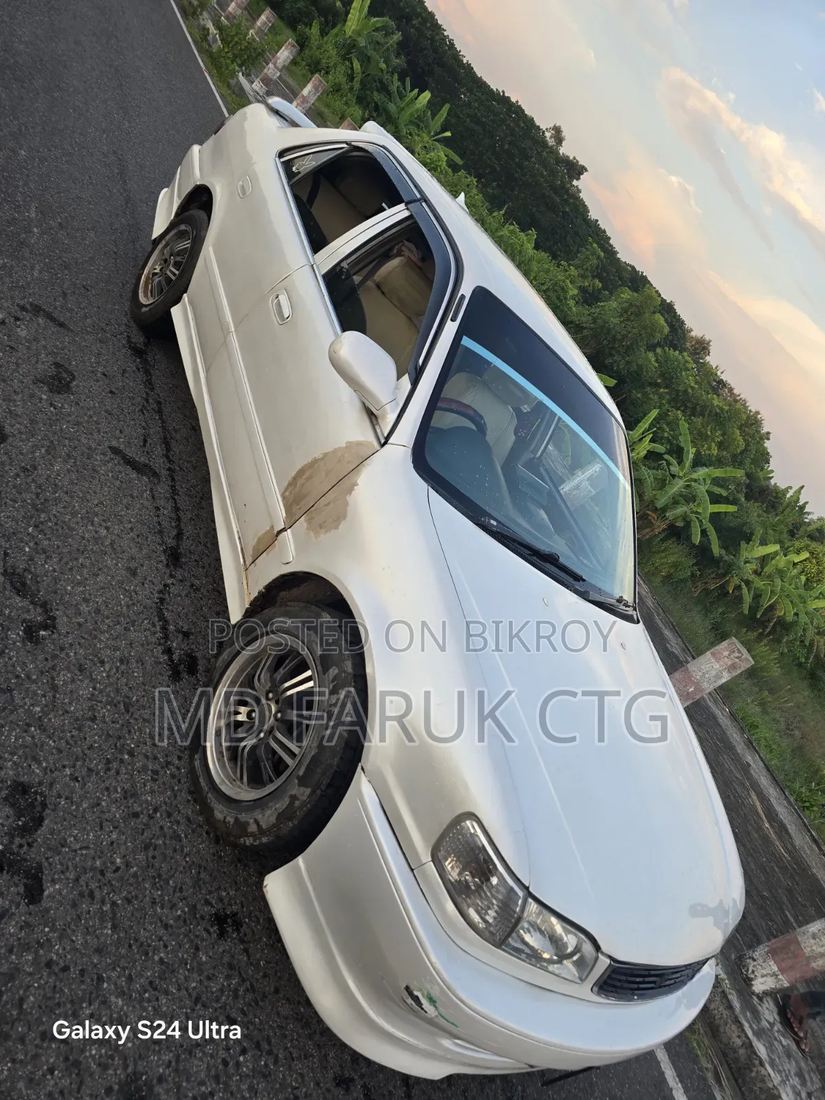 Toyota Corolla Sedan 1998 White