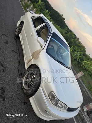Toyota Corolla Sedan 1998 White