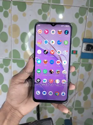 Vivo Y15s 32 GB