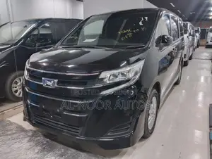 Toyota Noah 1.8 Front-Wheel Drive Hybrid (7-Seater) 2021 Black