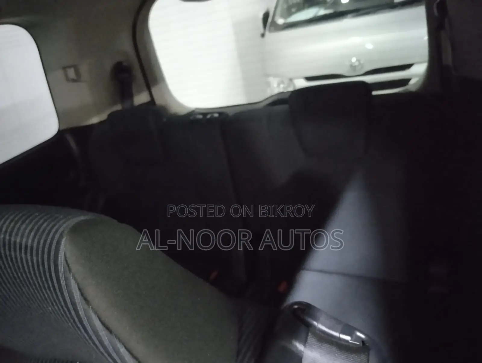 Toyota Noah 1.8 Front-Wheel Drive Hybrid (7-Seater) 2021 Black