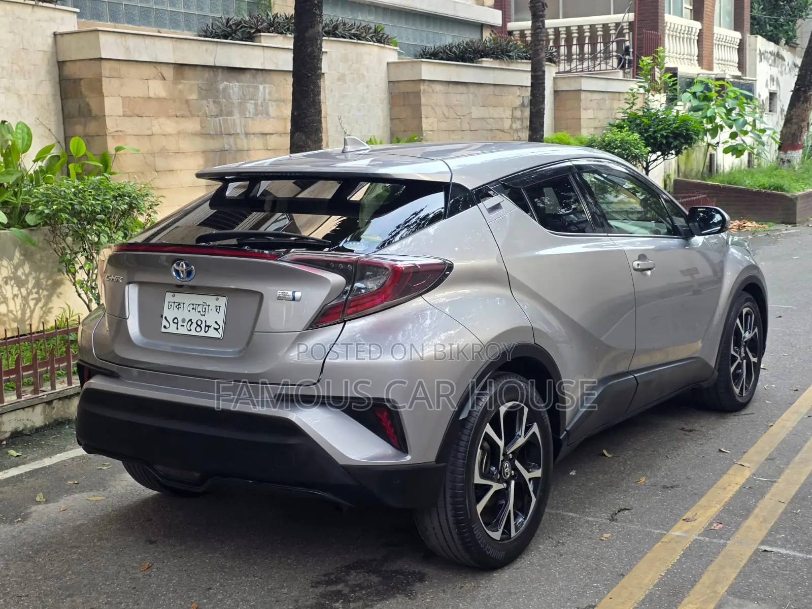 Toyota C-HR 2017 Gray