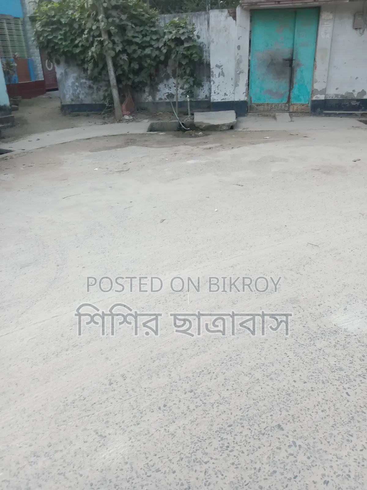 জমি বিক্রয় হবে কর্নার প্লট দুই দিকে রাস্তা আছে দোকান করা যাবে