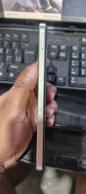 Realme Note 70 64 GB Yellow