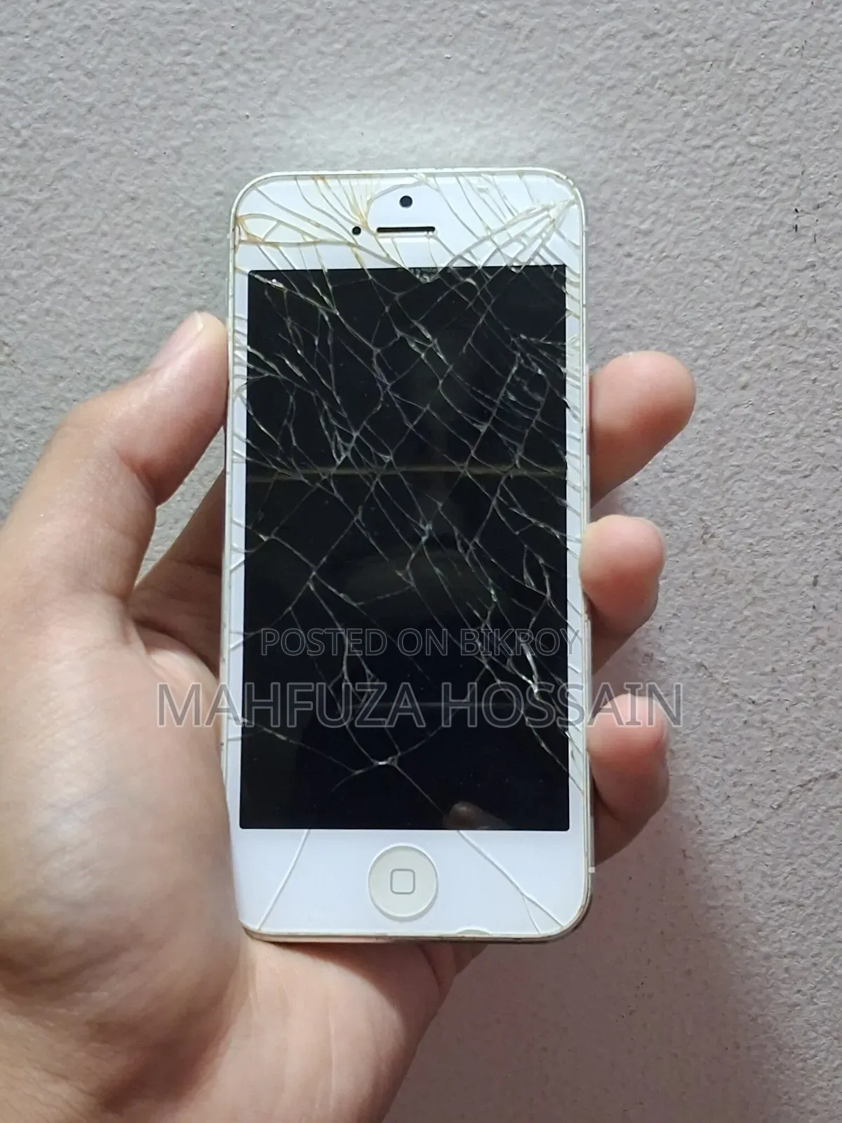 Apple iPhone 5s 32 GB Gray