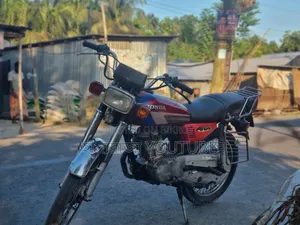 হোন্ডা সিজি১১০ ১৯৮৫ লাল