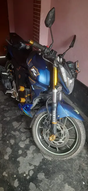 ইয়ামাহা এফজেডএস ভি২ ২০২৫ ব্লু