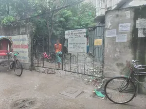 খিলগাঁওয়ে ৫ বেডরুমের বাড়ি বিক্রয়