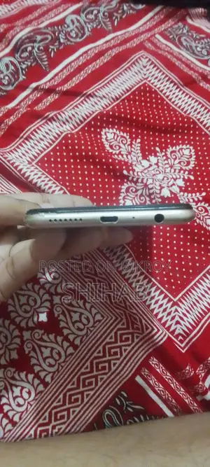 Oppo F5 32 GB Rose Gold