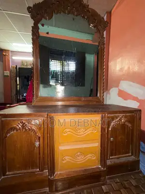 Segun Wood Furniture. Dressing Table.