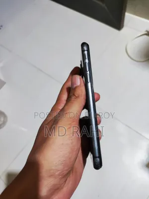 অ্যাপল আইফোন ১১ ১২৮ জিবি ব্ল্যাক