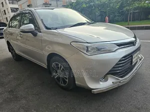 টয়োটা এক্সিও ২০১৬ সিলভার
