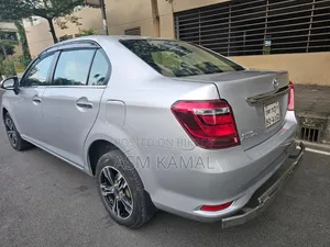 Toyota Axio 2016 Silver