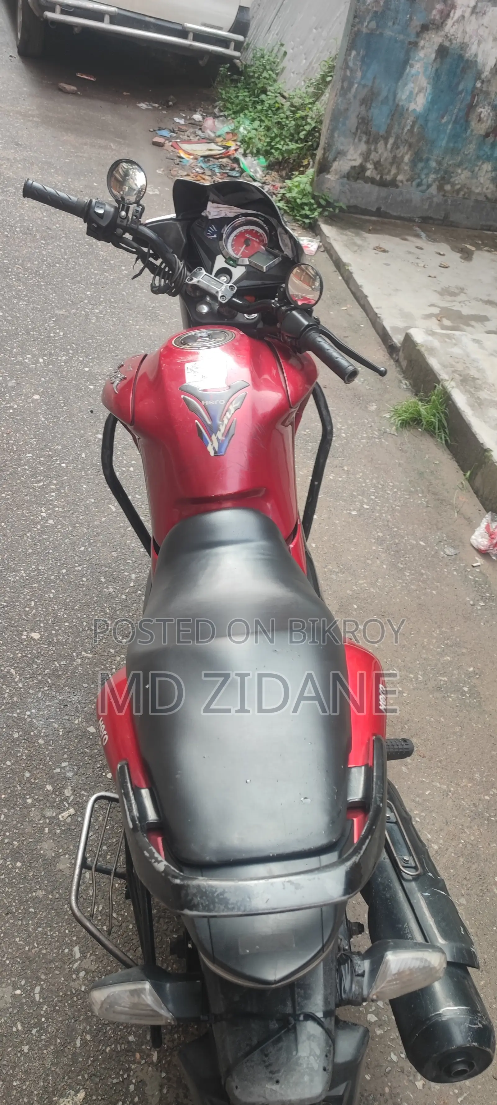 হিরো হাঙ্ক ২০১১ রেড