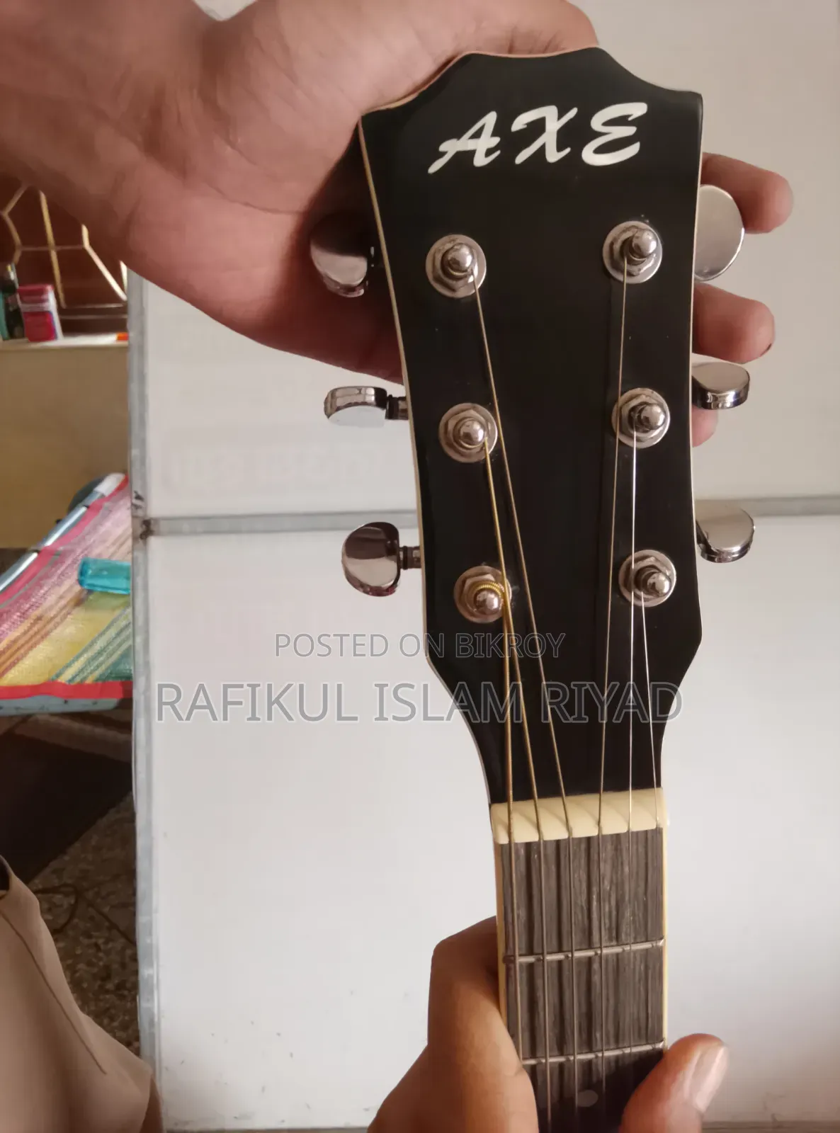 Guitar Sell Post