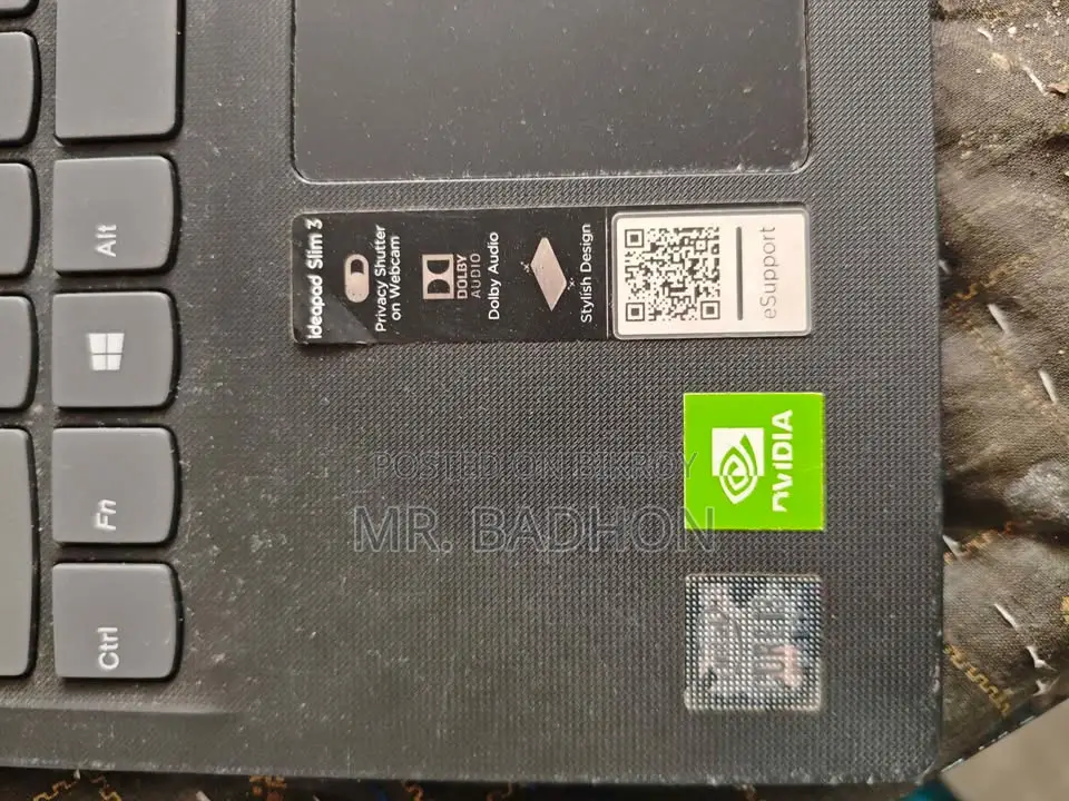 Laptop Lenovo Ideapad 3 4GB Intel Core i3 HDD+SSD 1T
