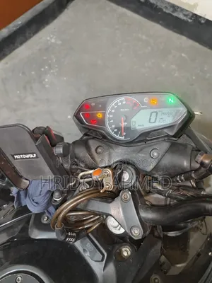 বাজাজ পালসার এনএস ১৬০ ২০২৩ ব্ল্যাক