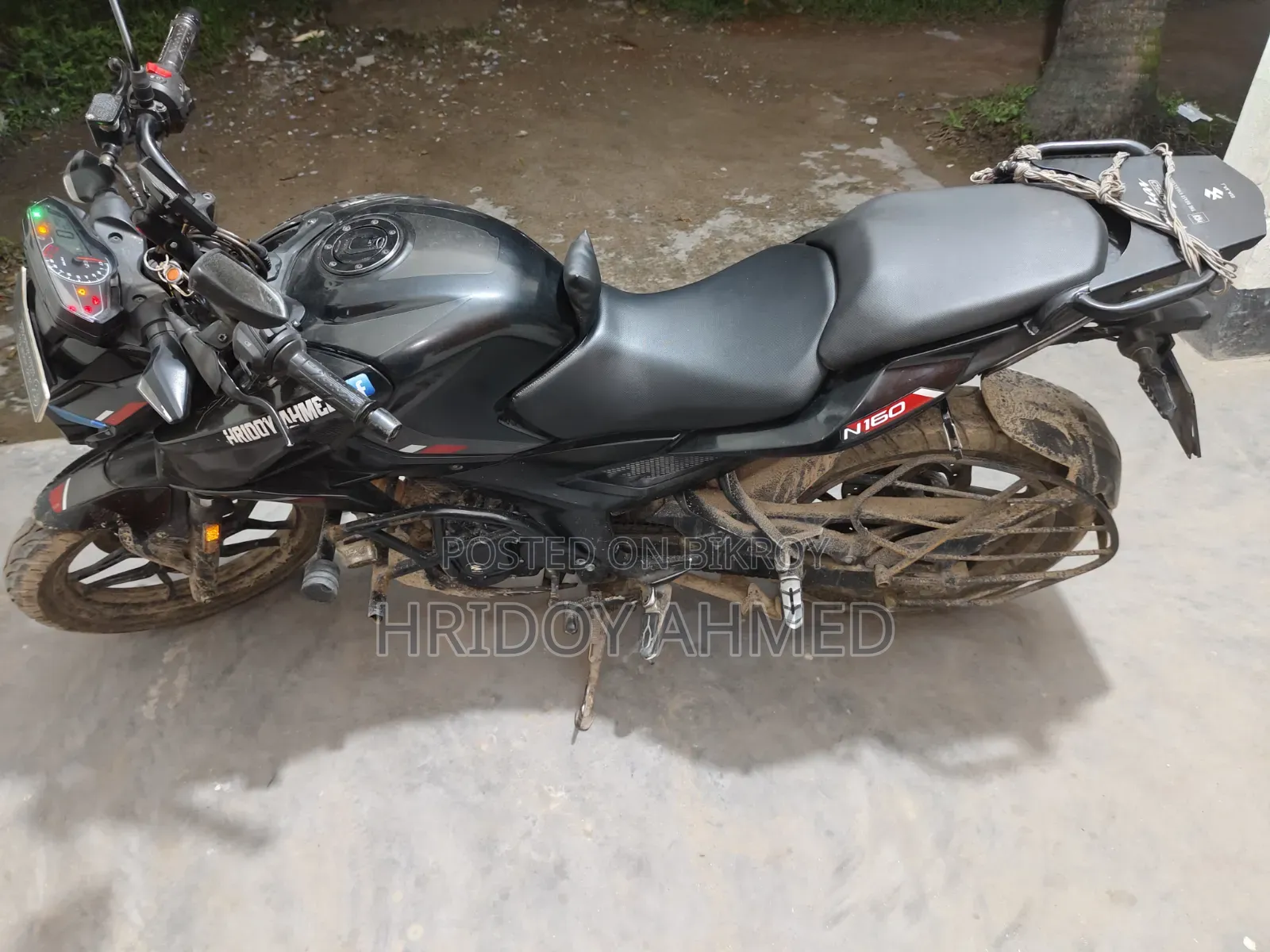 বাজাজ পালসার এনএস ১৬০ ২০২৩ ব্ল্যাক