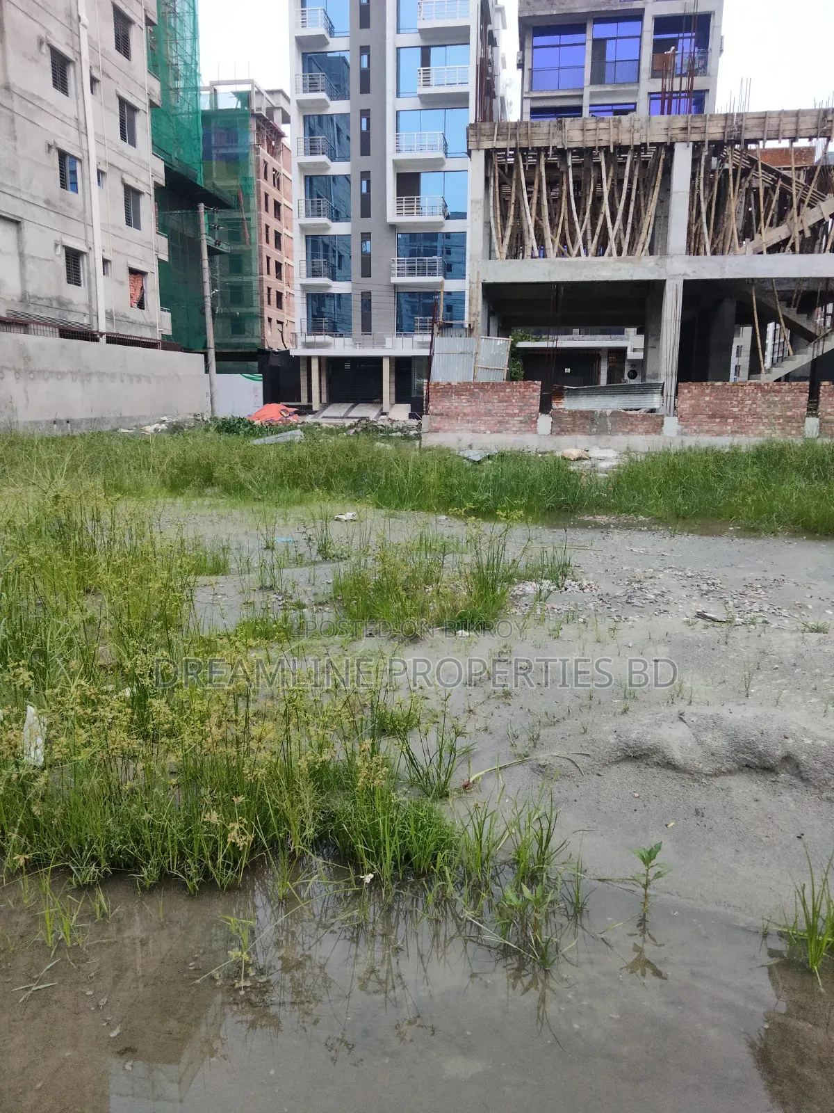 কে-ব্লকে ৩ কাঠা প্লট বিক্রয় বসুন্ধরা আবাসিক এলাকায়