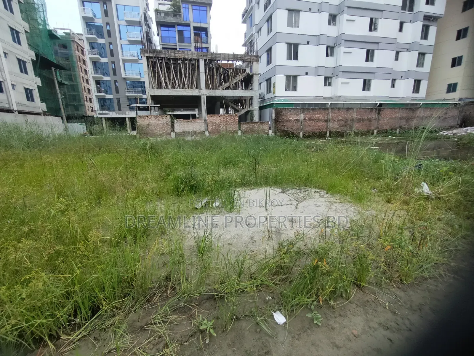কে-ব্লকে ৩ কাঠা প্লট বিক্রয় বসুন্ধরা আবাসিক এলাকায়