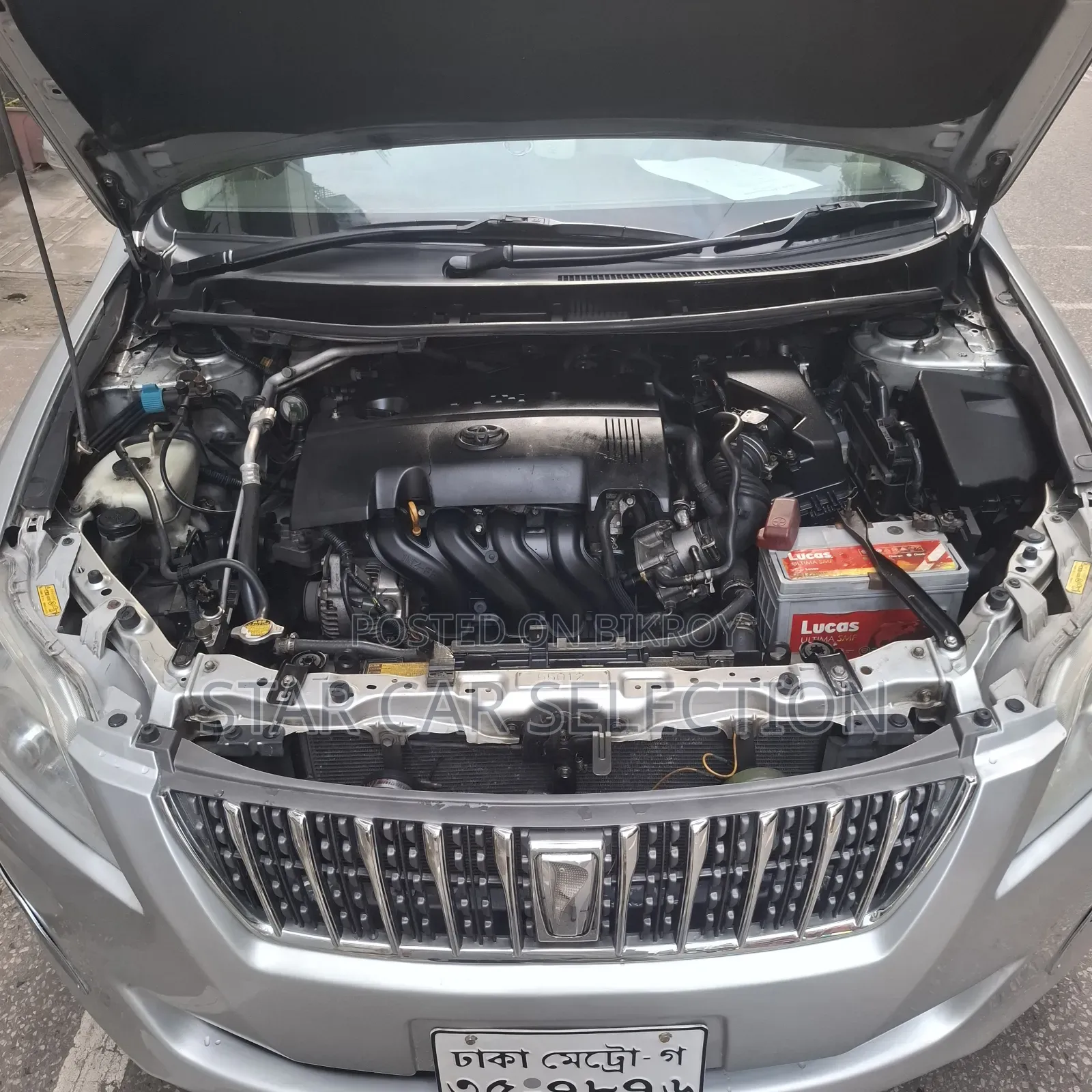 Toyota Premio 2012 Silver