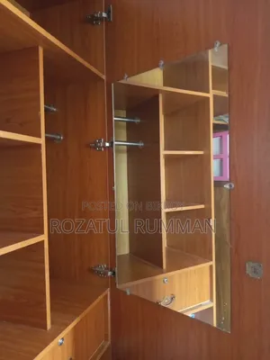 আধুনিক ডিজাইনের আলমারি | আয়নাসহ