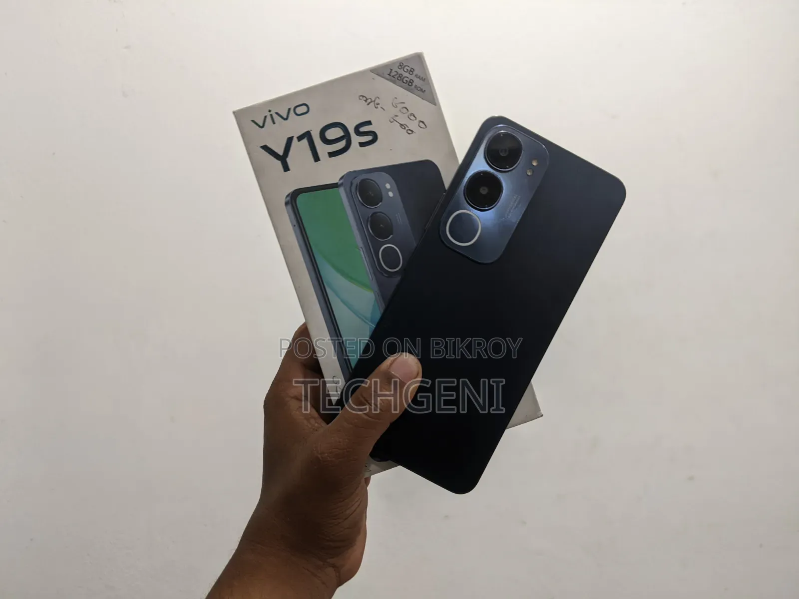 Vivo Y19s 128 GB