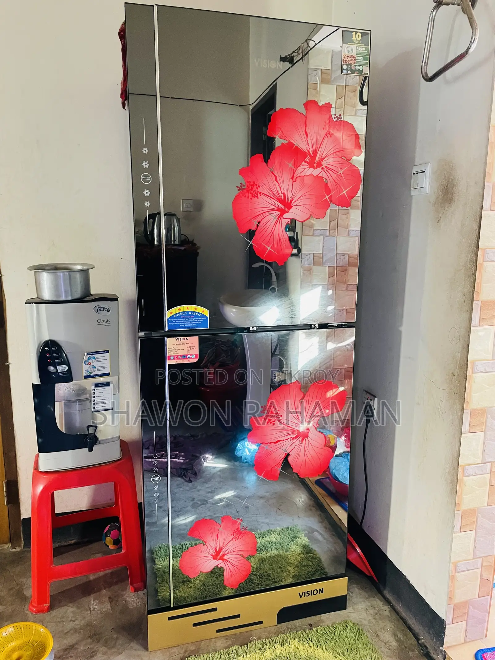 Vision Refrigerator (Model: Vis305l)