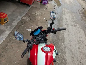 TVS Apache 160 4V 2020 Red