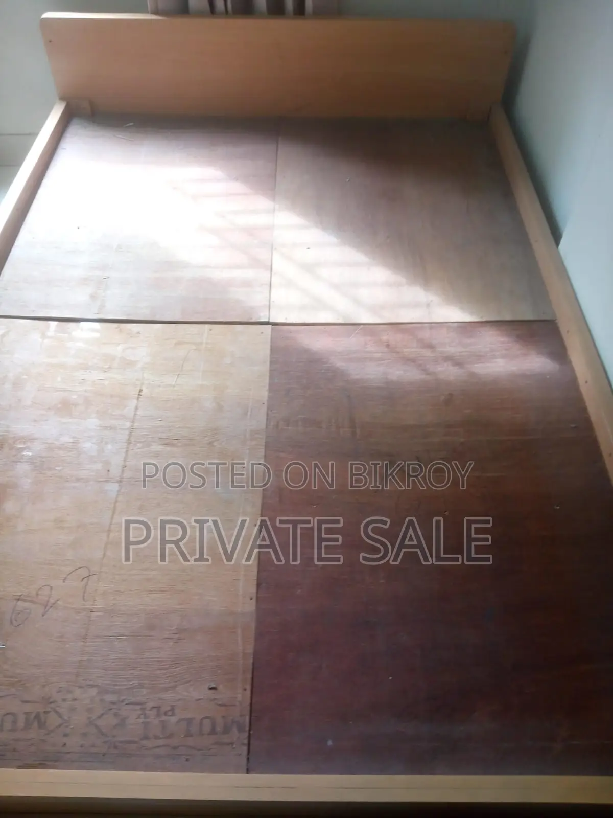 5 X 7 Feet Double Size Bed Urgent Sale
