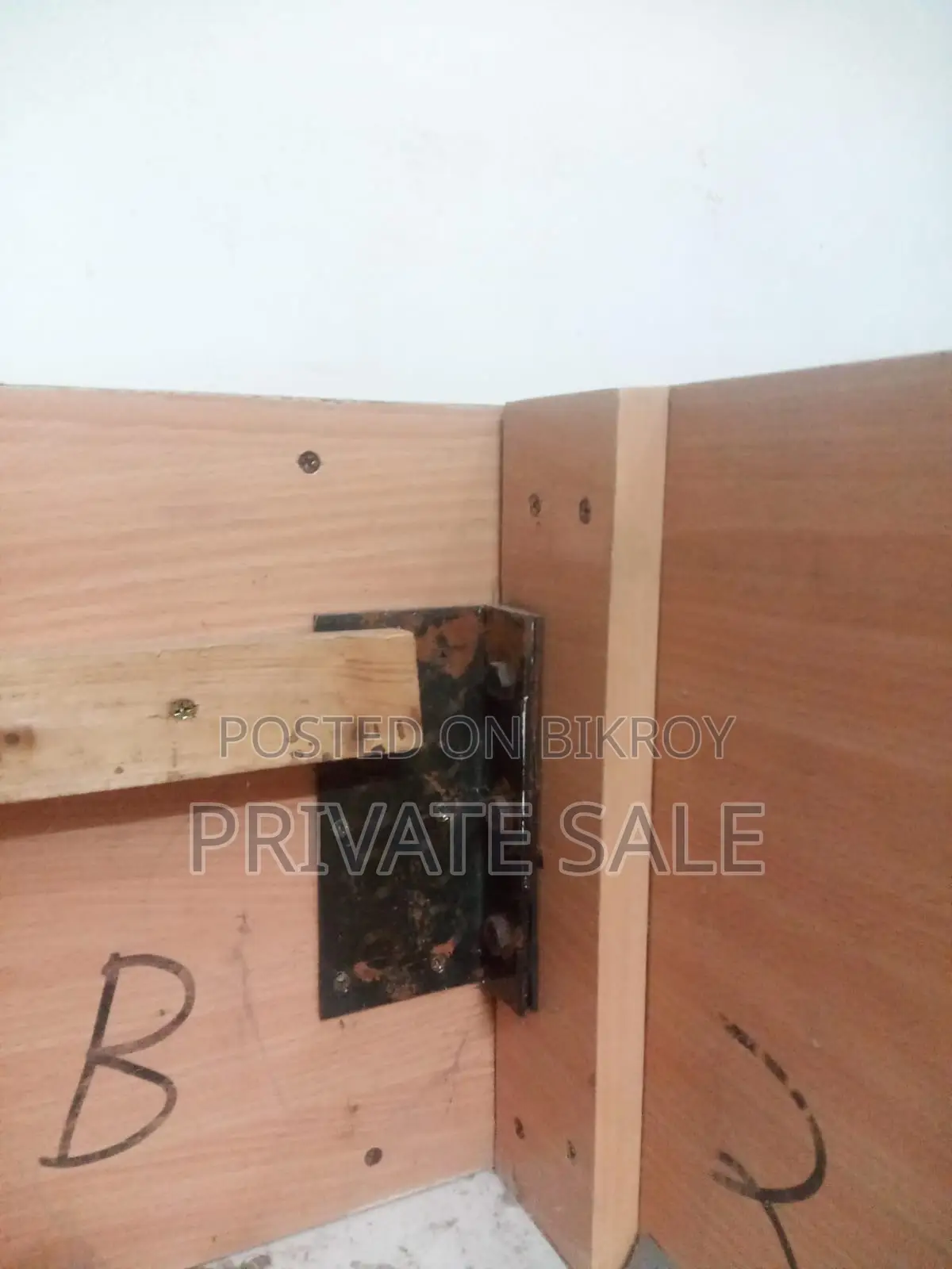 5 X 7 Feet Double Size Bed Urgent Sale